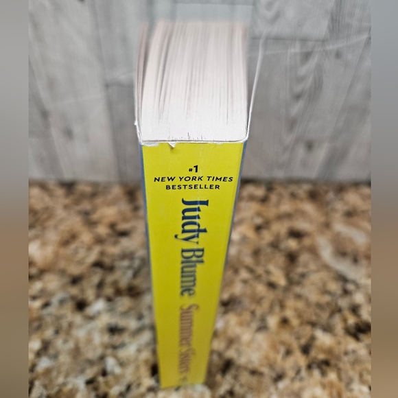 Summer Sisters Judy Blume Novel Paperback Book - Picture 4 of 5